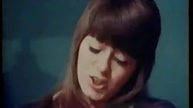 همسر سکسی به خانه عو ...