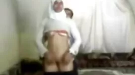 دانش آموز جوان در یک ...