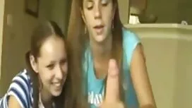 پاهای دیک انگشت دانل ...