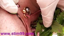 صورت دختر زیبا و تقد ...