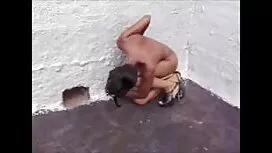 بلوند موجود در جوراب ...